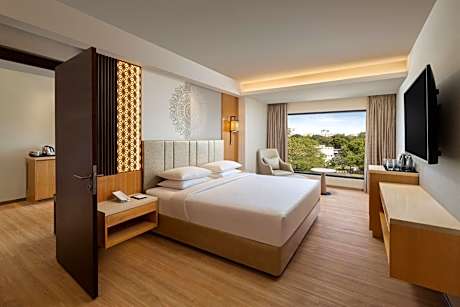 Junior King Suite
