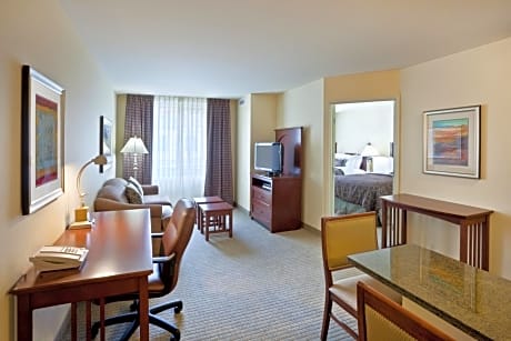 One-Bedroom Suite with Two Queen Beds