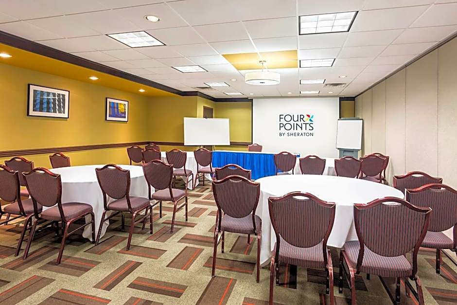 Four Points by Sheraton Chicago OHare Airport
