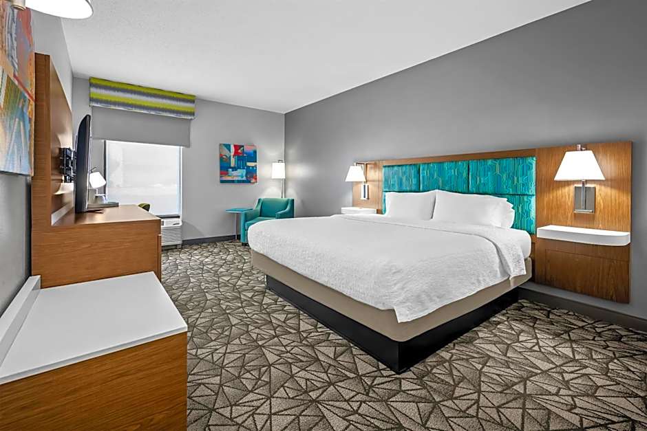Hampton Inn By Hilton Bloomington West