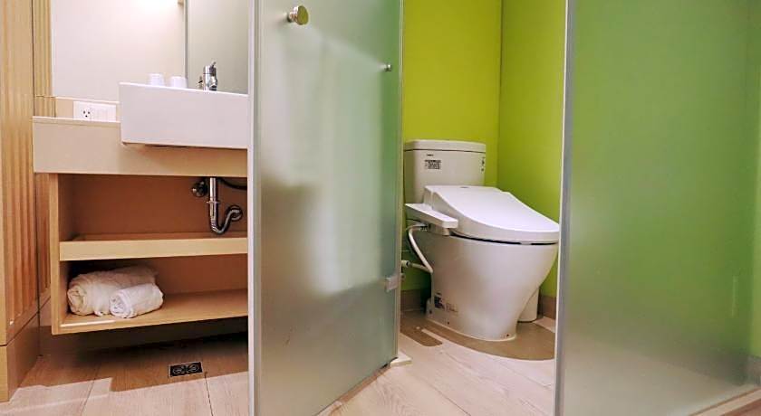 The Crystal Inn Sun Moon Lake