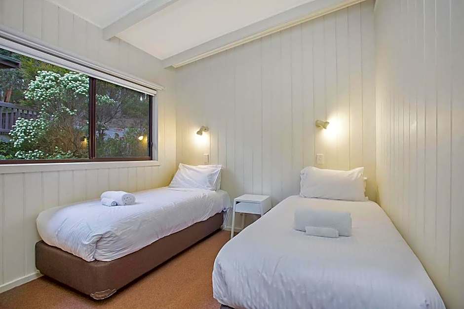 Beacon Point Ocean View Villas