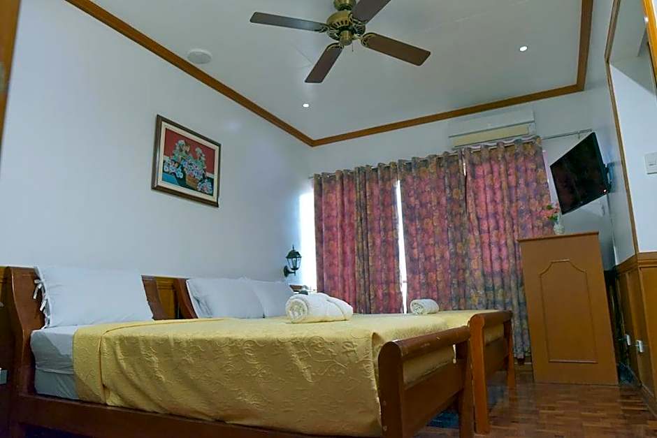 Tahanan Lakeview Hotel