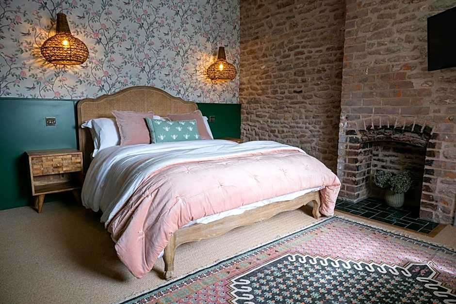 The Sheep and Penguin