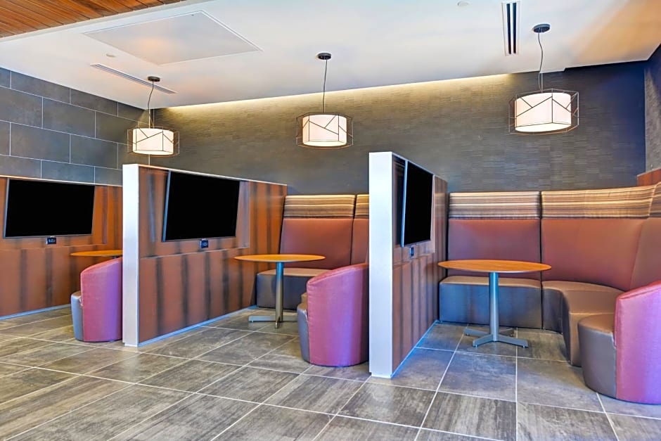 Courtyard by Marriott Bentonville Rogers Promenade