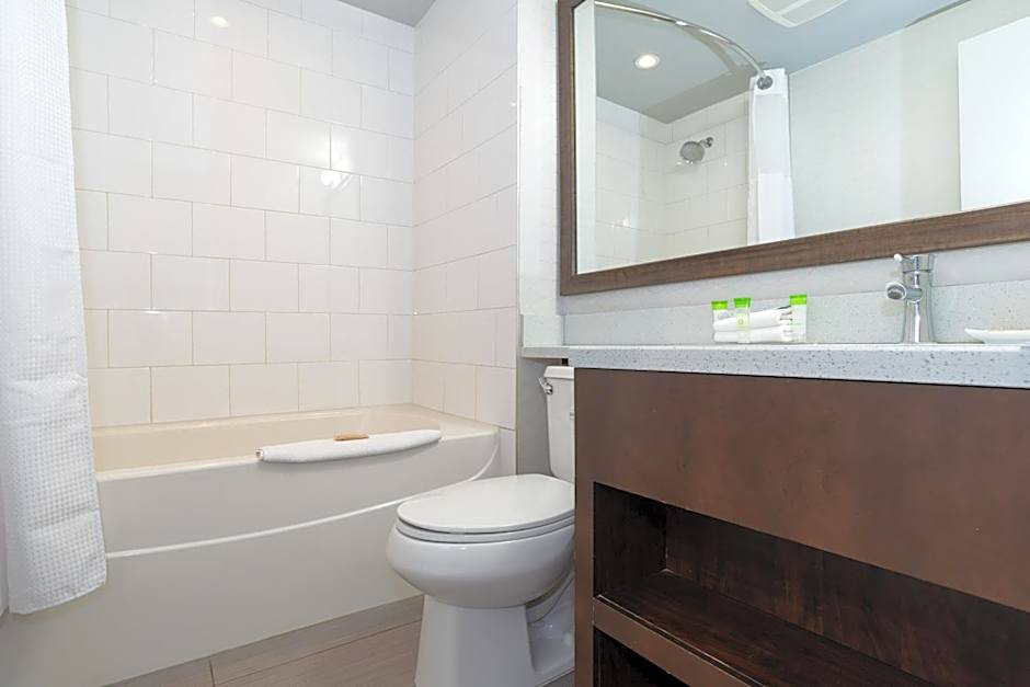 Sandman Hotel & Suites Calgary South