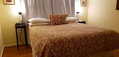Barrel King Suite - Not Pet Friendly