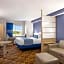 Microtel Inn & Suites By Wyndham Lincoln