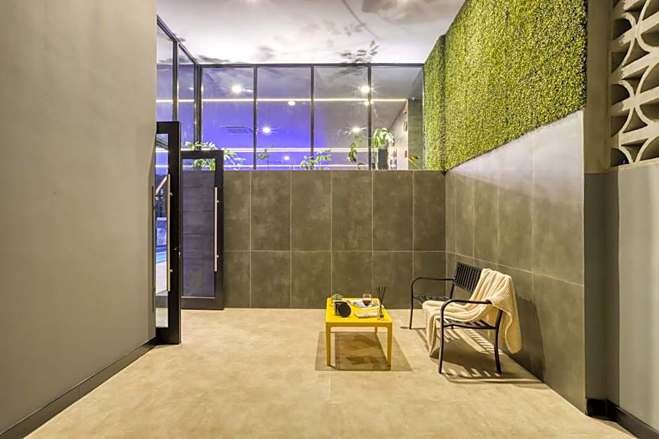 Downtown Designer Apartments by ULIV