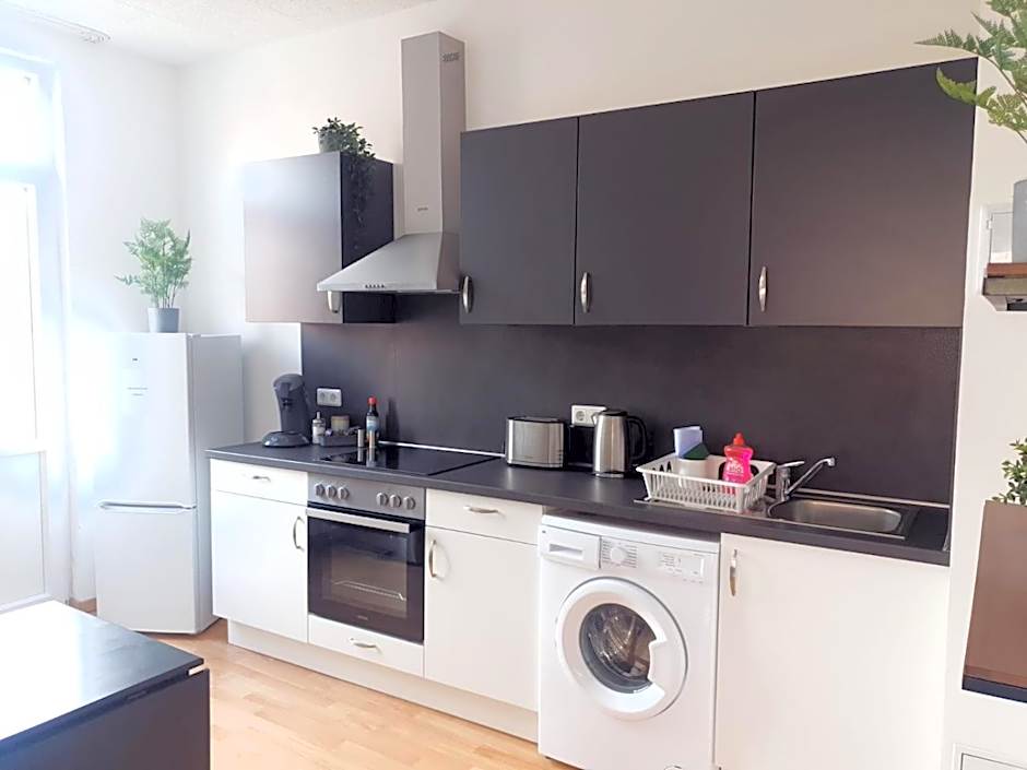 Hotel DH -Deutsches Haus-