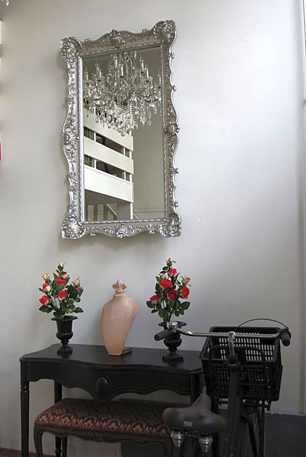 De Zevenster "gevestigd aan de winkelstraat"