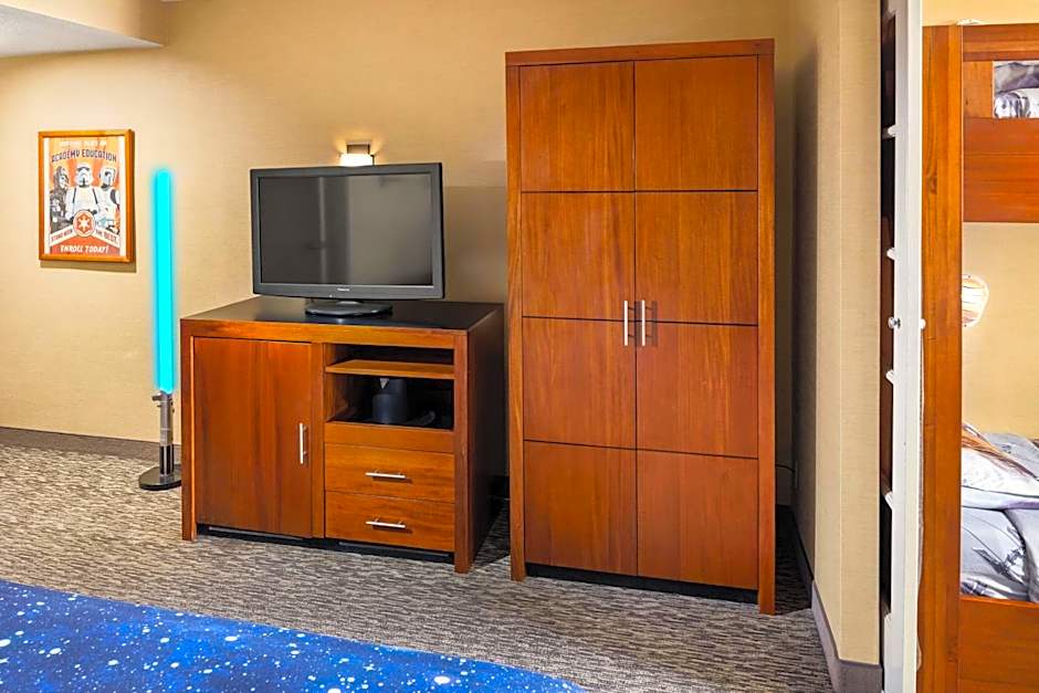Anaheim Portofino Inn and Suites