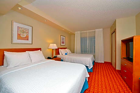 Double Room with Two Double Beds - Hearing Accessible
