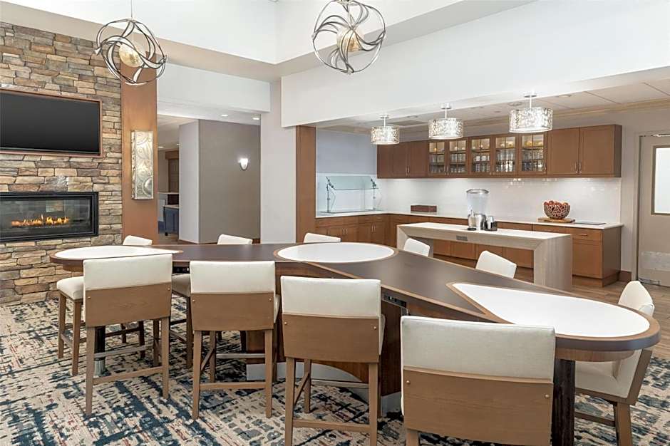 Homewood Suites by Hilton Wauwatosa Milwaukee
