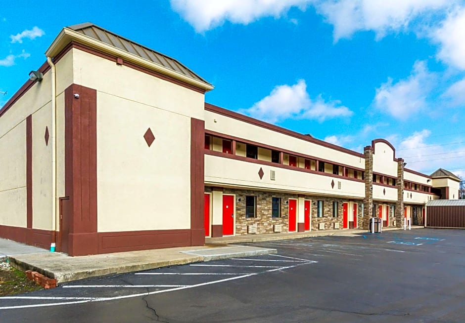 Econo Lodge Cloverdale