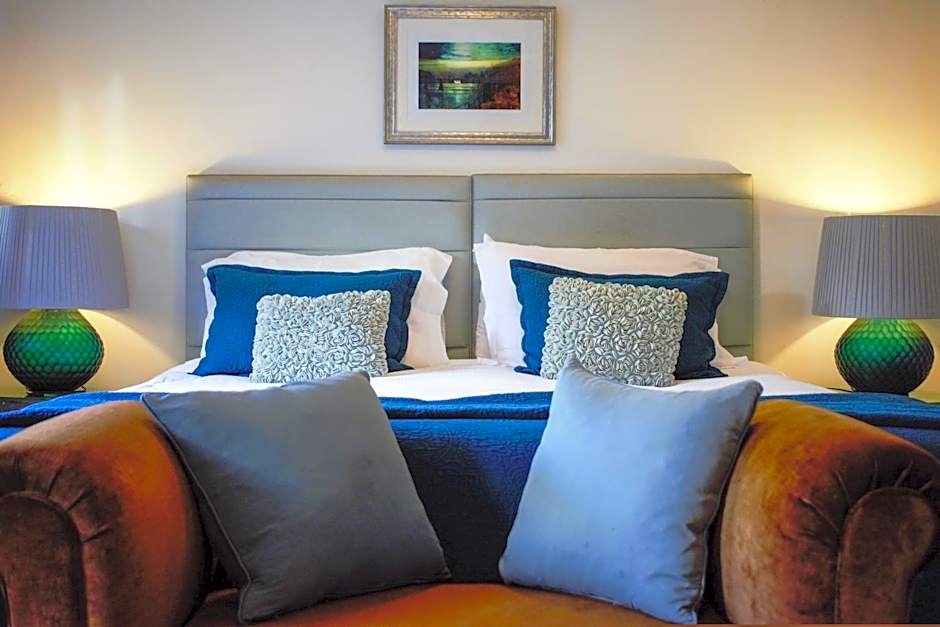 White Horse & Griffin