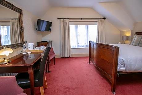 Small Double Room - Non-Smoking