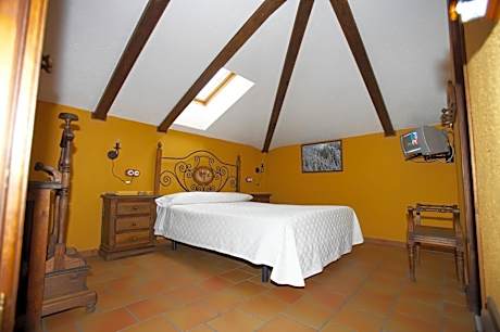 Double Room with Extra Bed