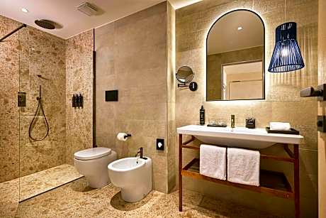 Premium Suite, Suite, 1 King, Sofa bed, Private pool, Terrace