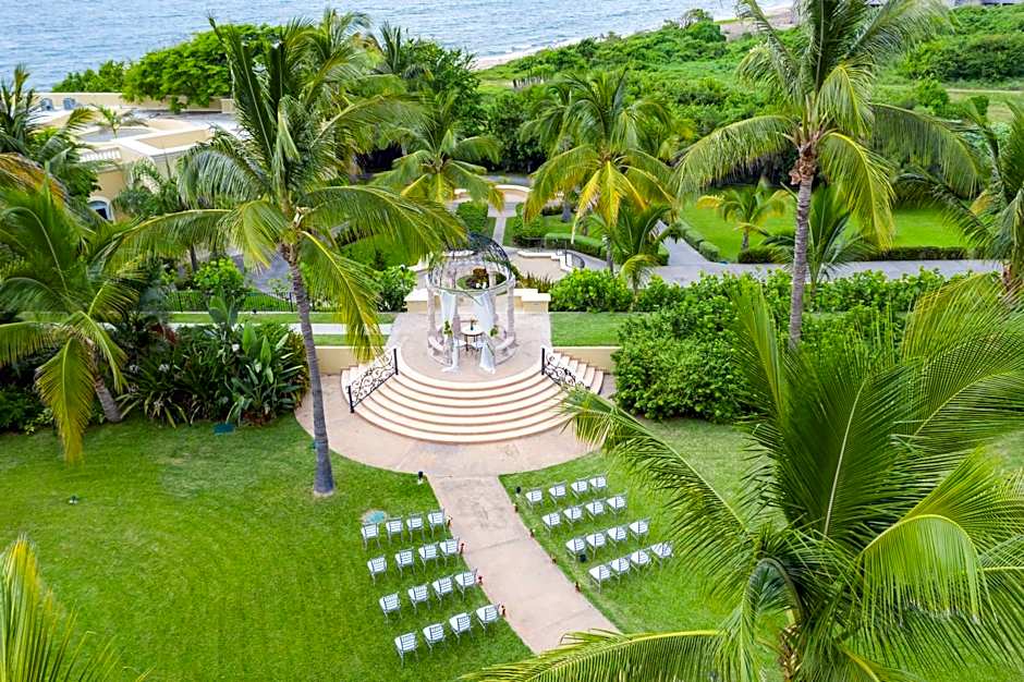 Pueblo Bonito Emerald Luxury Villas & Spa All Inclusive