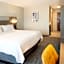 Holiday Inn Express Hotel & Suites Fort Atkinson By IHG