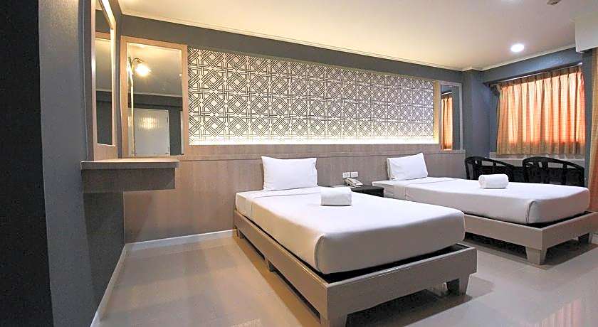 Convenient Park Bangkok Hotel