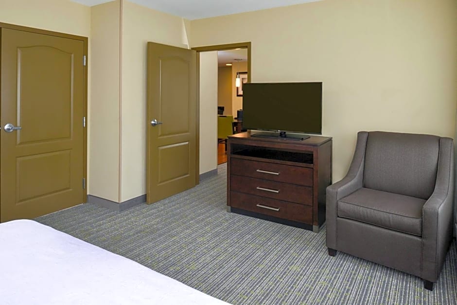 Homewood Suites By Hilton Fresno