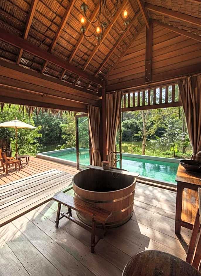 Photo 1 of 14 of Villa