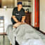 Tshwene Lodge