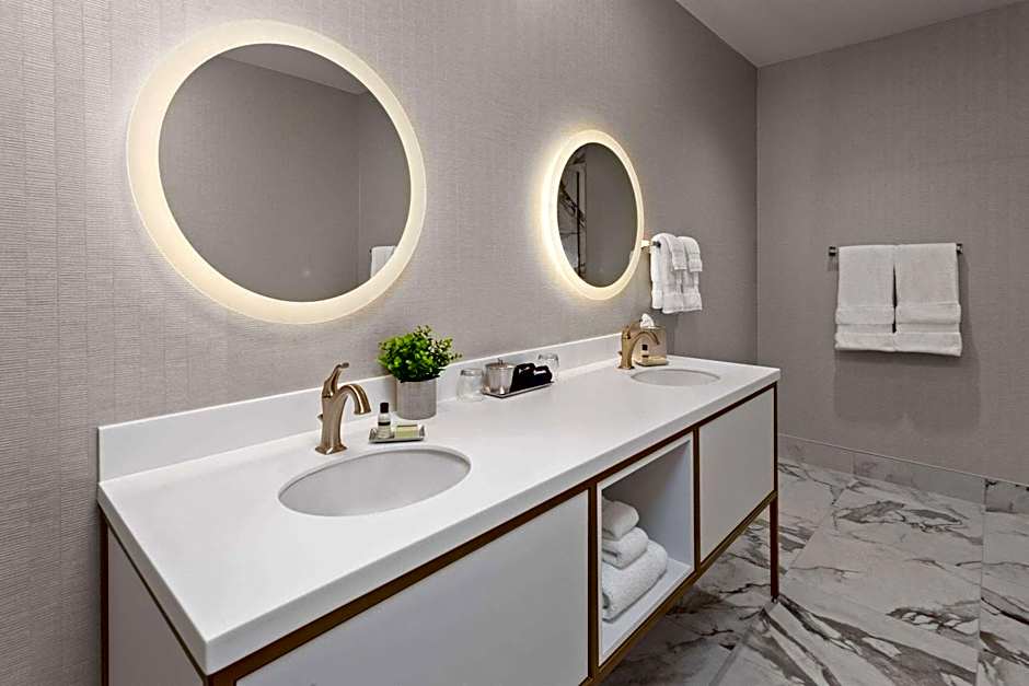 The Legacy Hotel Trademark Collection by Wyndham