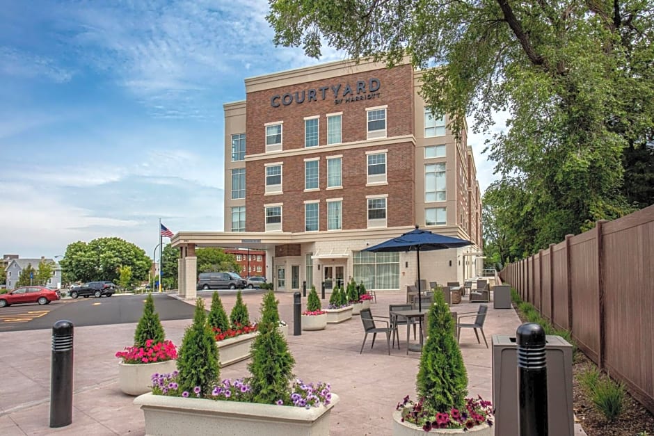 Courtyard by Marriott Rochester Downtown