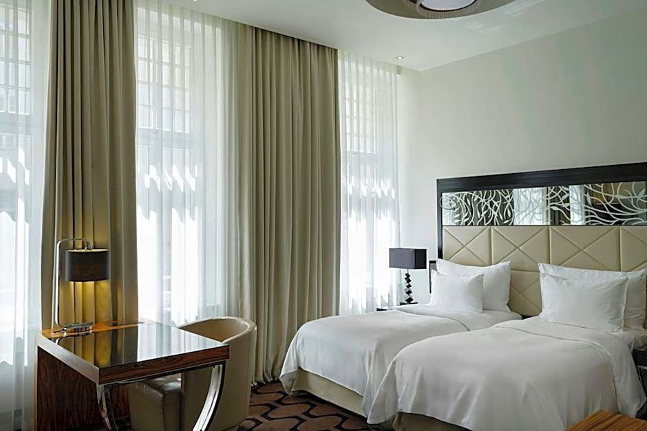 Roomers Berlin Steinplatz, Autograph Collection