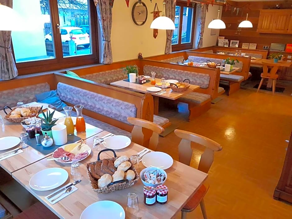 Pension Zu Hause – Uttendorf, SD