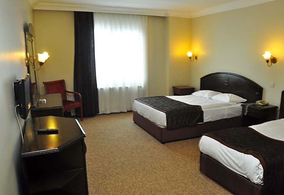 Genç Yazıcı Hotel Uludağ