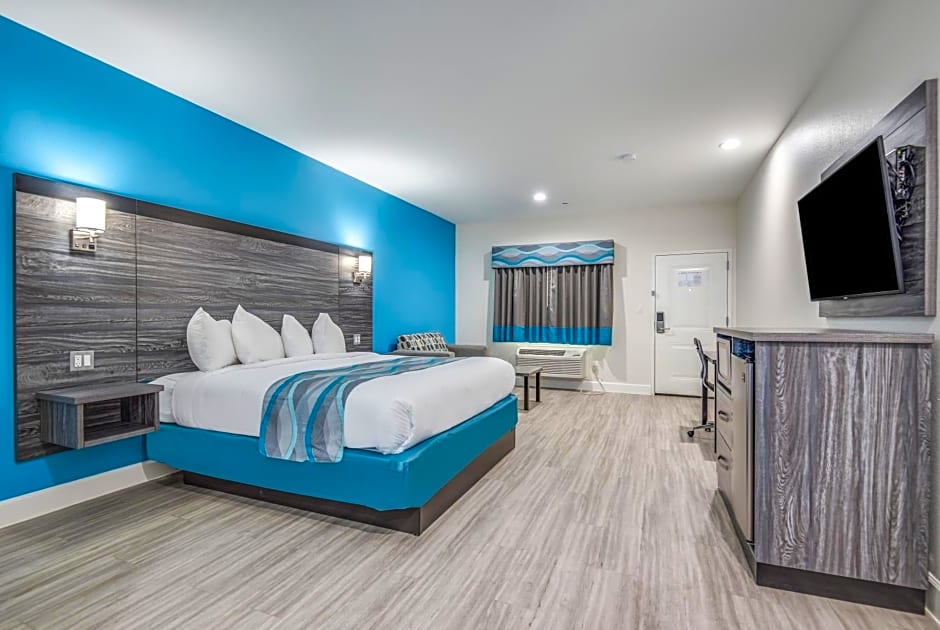 Americas Best Value Inn & Suites Houston at Hwy 6