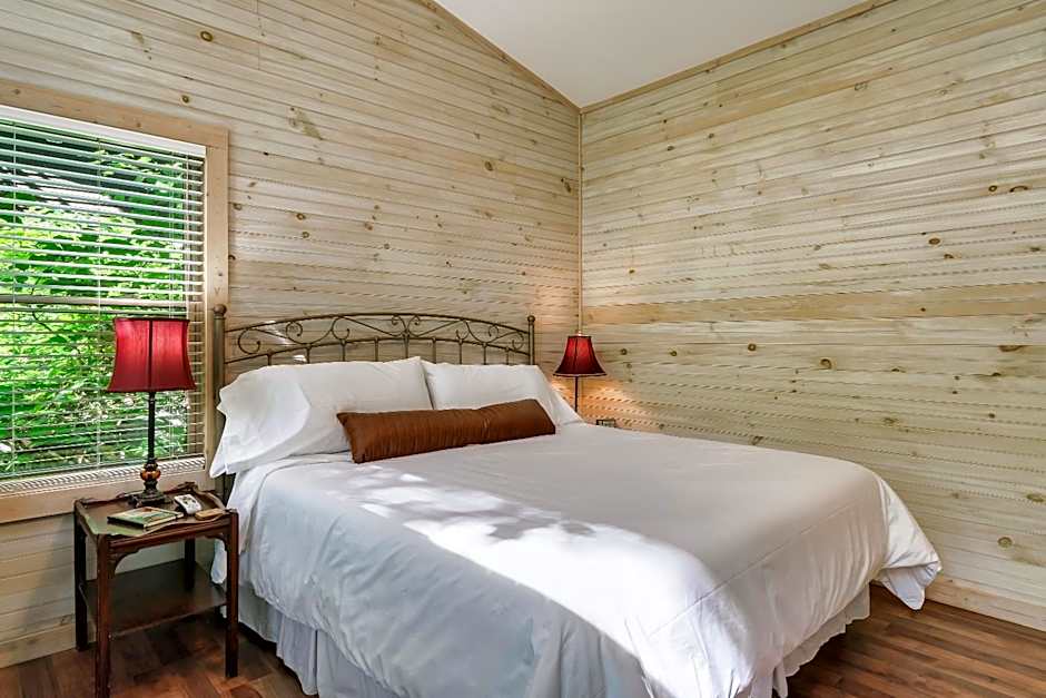 Rivers Edge Treehouses