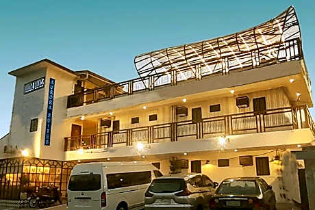 Aurora Suites Pasay near Airport