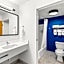 Spark by Hilton Cedar Falls