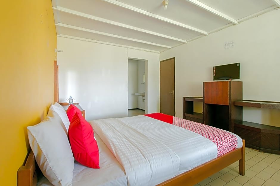 OYO 1996 Koneng Hotel