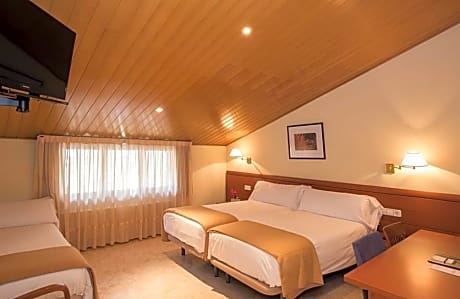 Triple Room - 2 Adults + 1 Child - Early Booking - Half Board