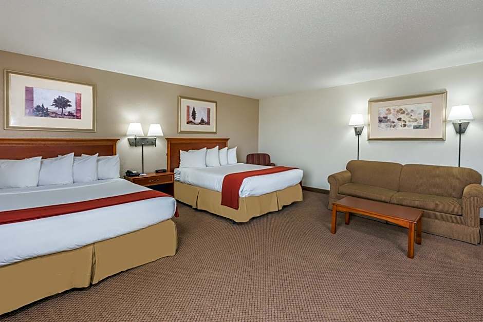 Seasons Inn & Suites Highland