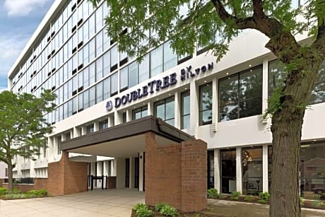 DoubleTree By Hilton Jamestown, NY