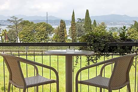 Basic Double Room with Balcony
