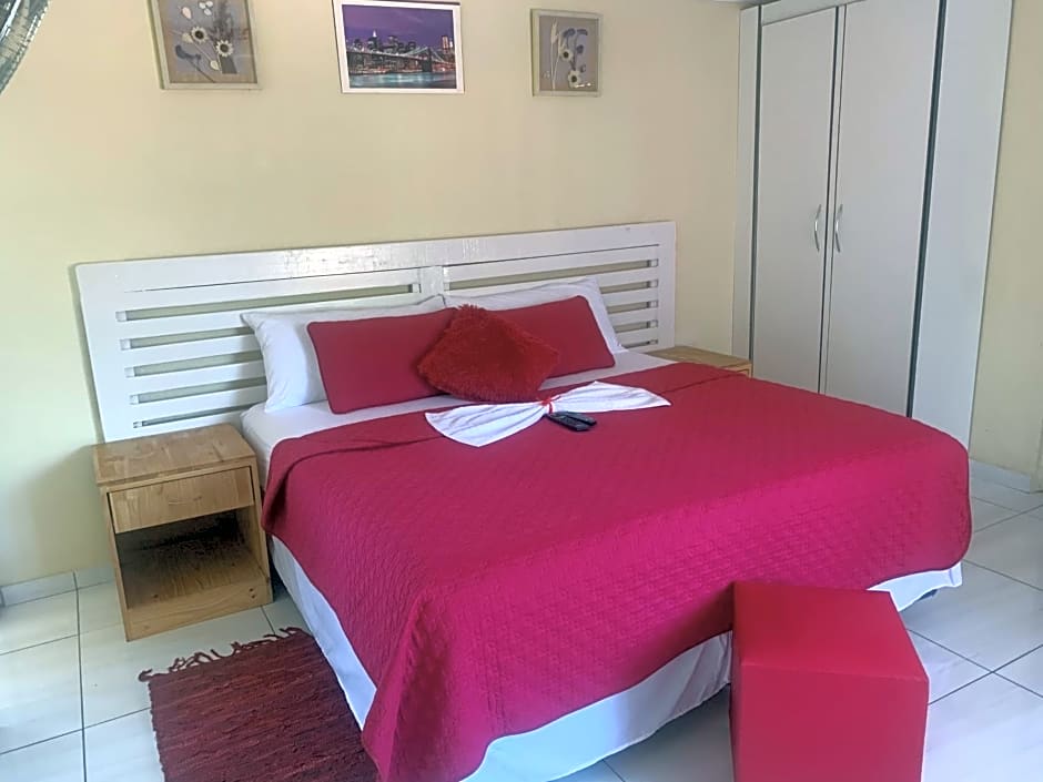 Ekaya Palace Guest House