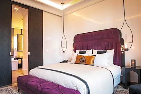 Suite Diyafa with garden terrace