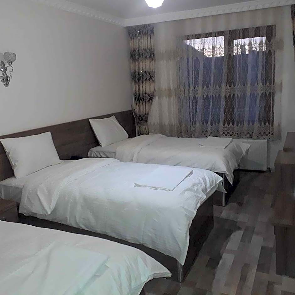 Toprak Hotel