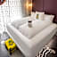 Staypineapple, An Artful Hotel, Midtown