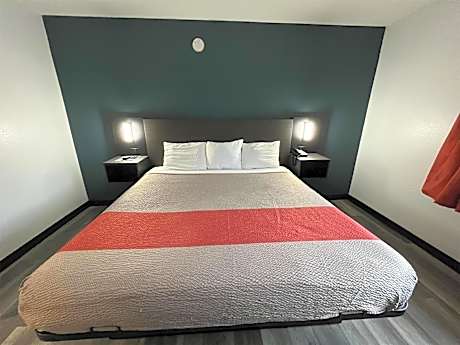 Studio 6 Suites Urbana, IL