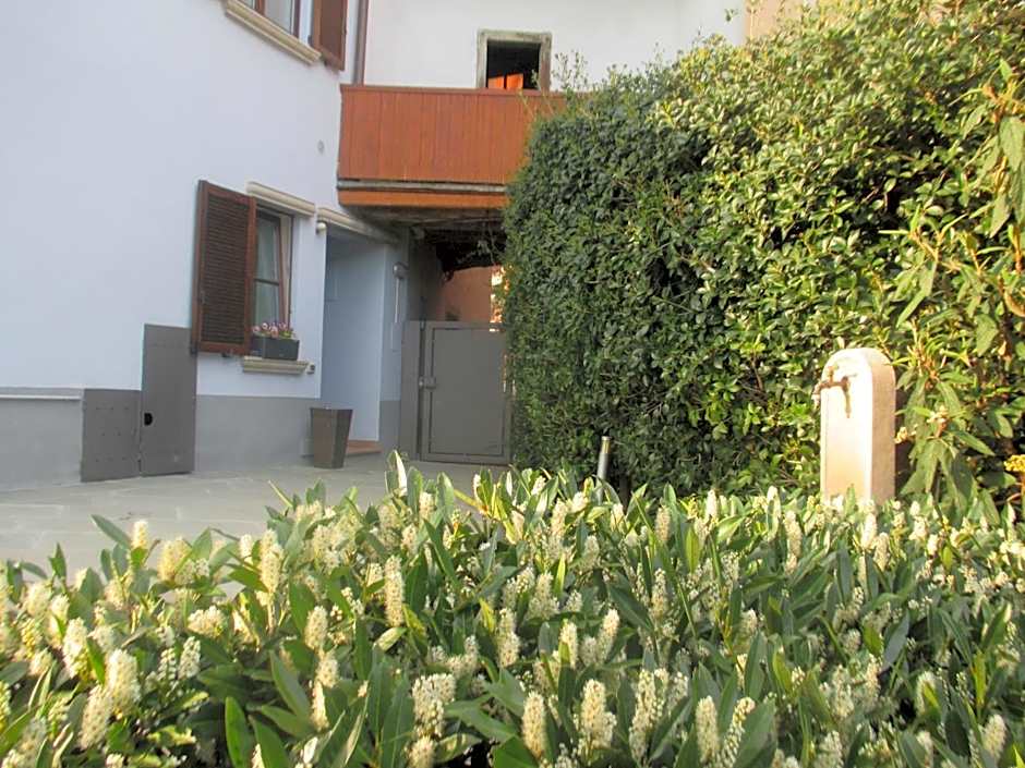 B&b La Corte Dei Gelsomini – Ponteranica, VA
