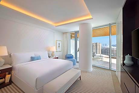 King Two Bedroom Corner Residence